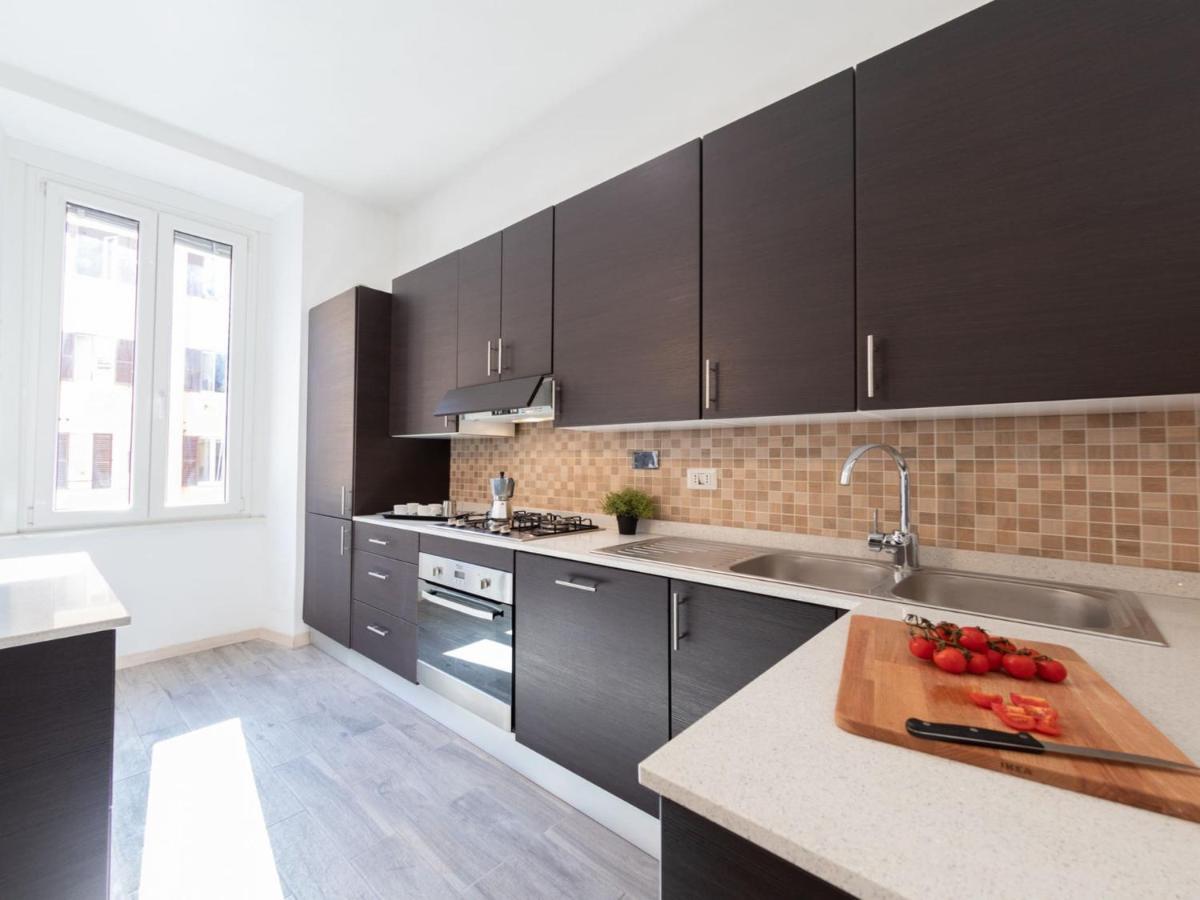 The Best Rent - Spacious Apartment Near Roma Termini Station Esterno foto